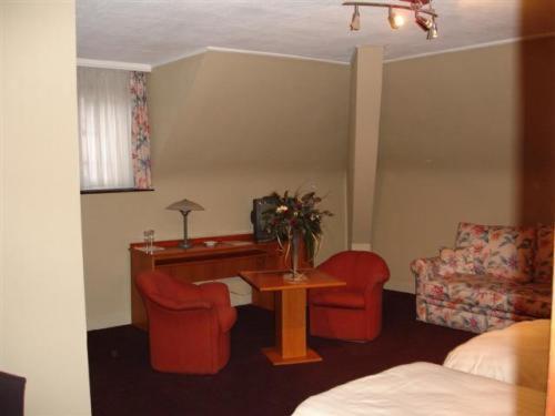 Hostellerie Lou Pahou Ronse Exterior photo